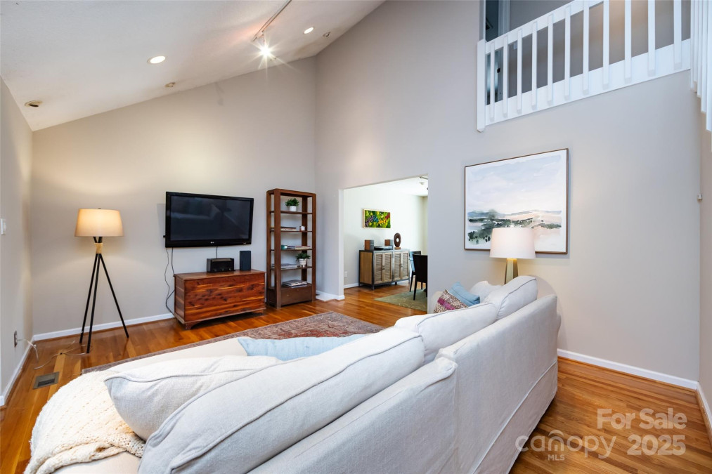 5013 Cedar Forest Dr Charlotte, NC 28226