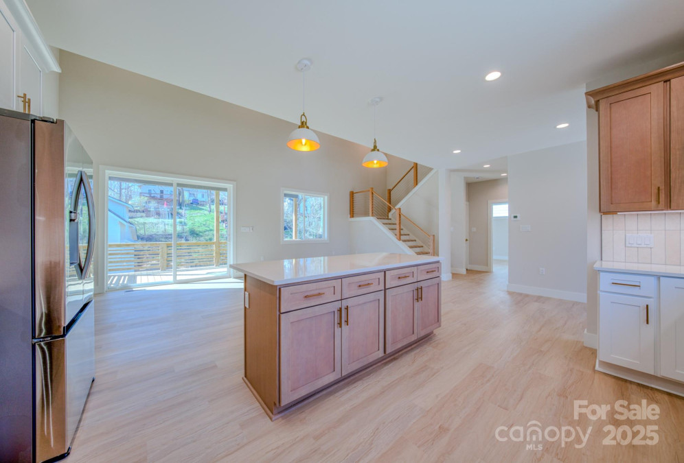96 Craggy Ave Asheville, NC 28806