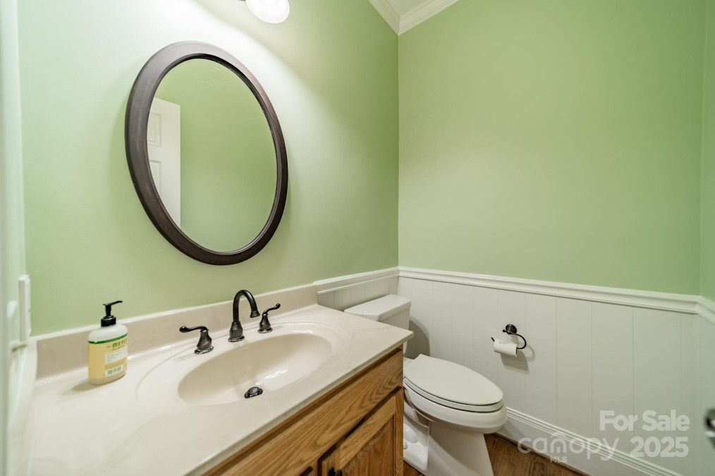 5232 Silchester Ln Charlotte, NC 28215