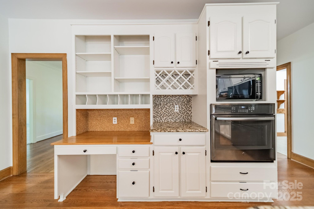 5232 Silchester Ln Charlotte, NC 28215