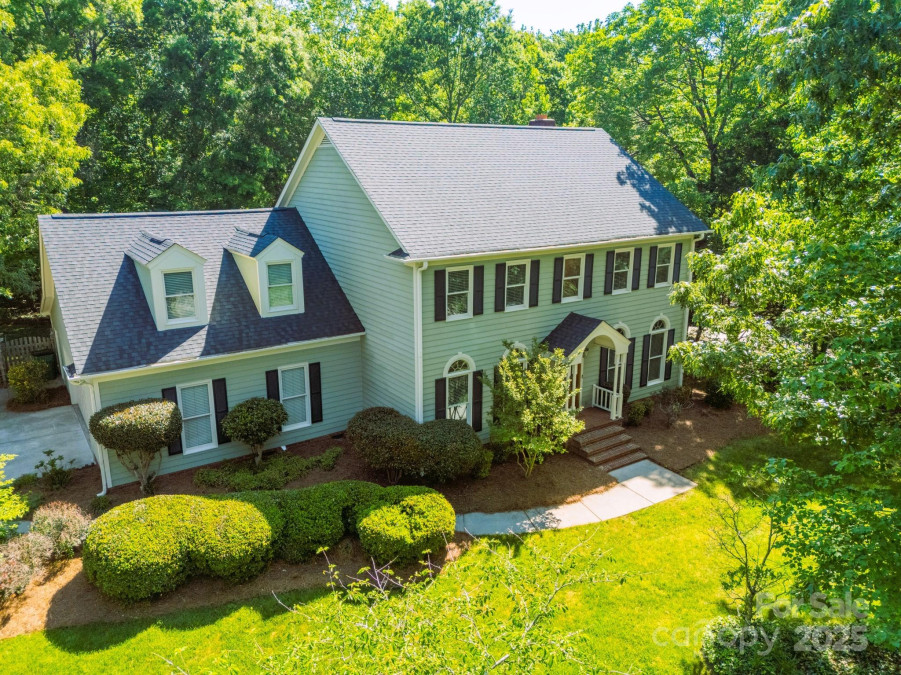 5232 Silchester Ln Charlotte, NC 28215