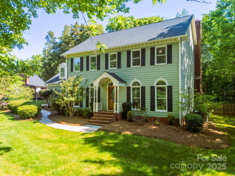 5232 Silchester Ln Charlotte, NC 28215