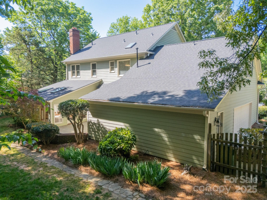 5232 Silchester Ln Charlotte, NC 28215