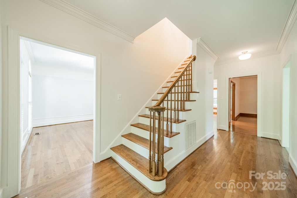 5232 Silchester Ln Charlotte, NC 28215