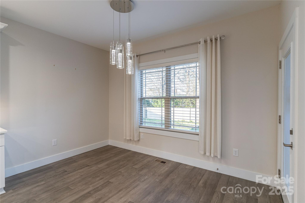 1358 37th Avenue Pl Hickory, NC 28601