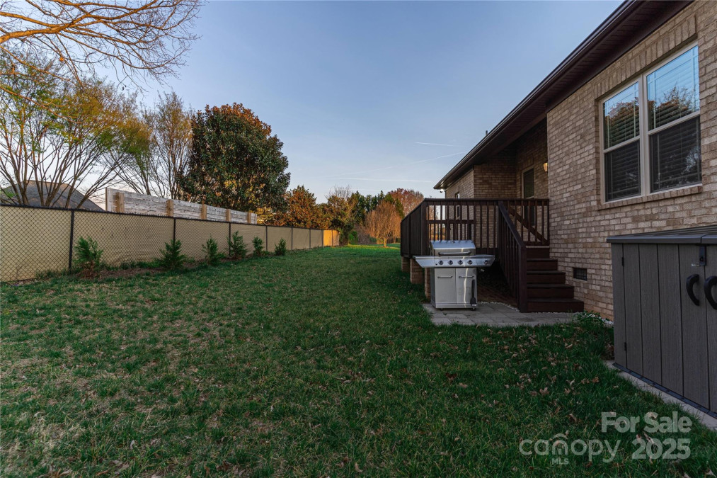 1358 37th Avenue Pl Hickory, NC 28601