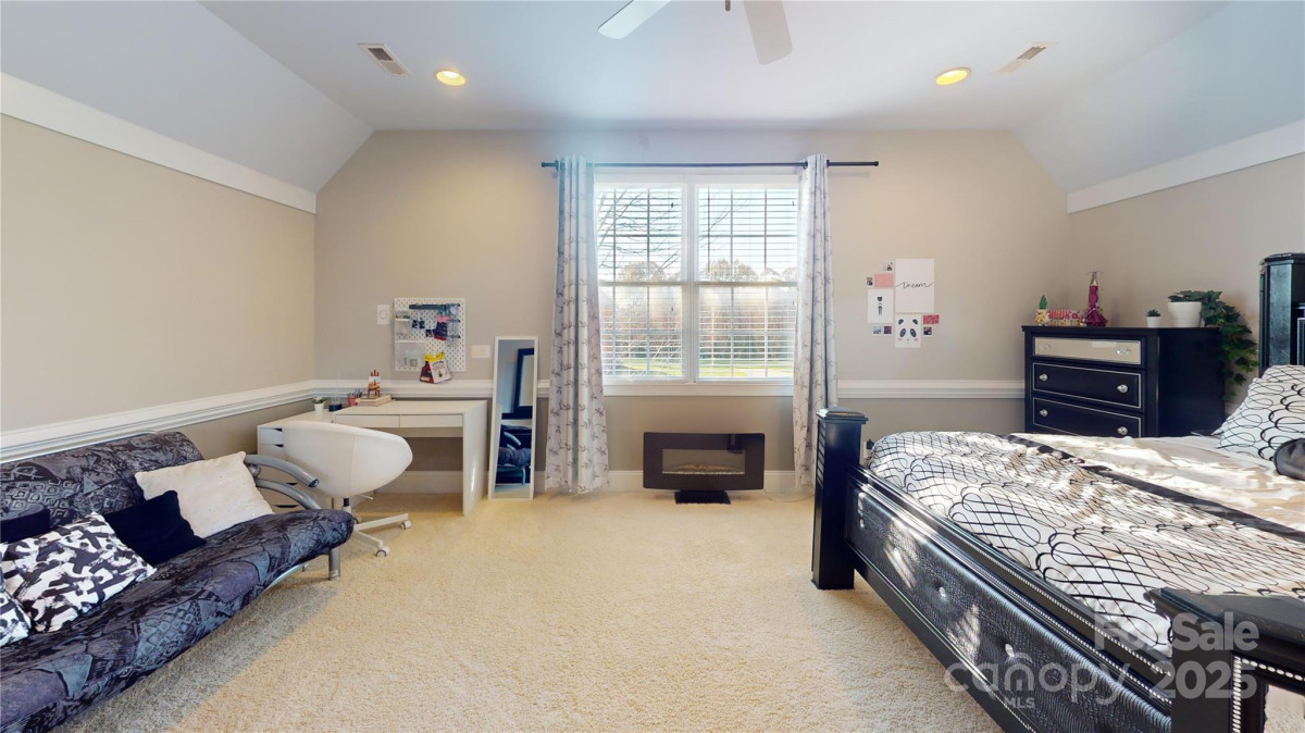 708 Ridgelake Dr Weddington, NC 28104