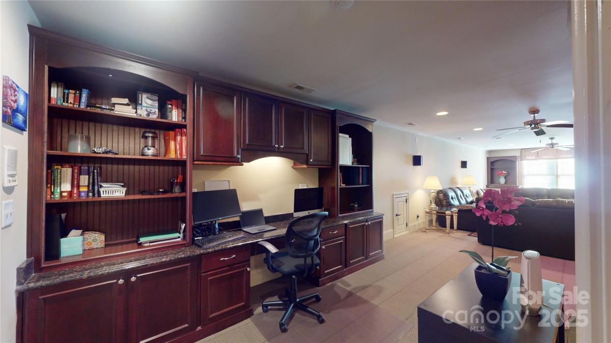 708 Ridgelake Dr Weddington, NC 28104