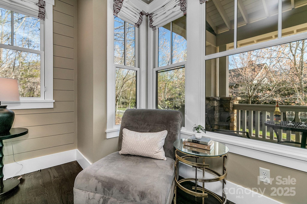 36 Wordsworth Rd Black Mountain, NC 28711
