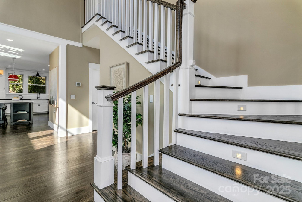 36 Wordsworth Rd Black Mountain, NC 28711