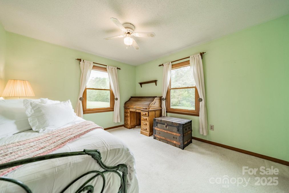 807 and 809 Sparrow Springs Rd Kings Mountain, NC 28086