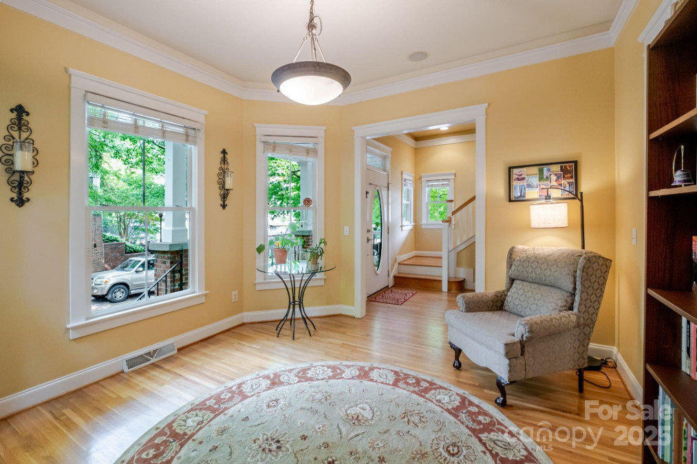 734 10th St Charlotte, NC 28202