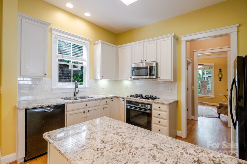 734 10th St Charlotte, NC 28202