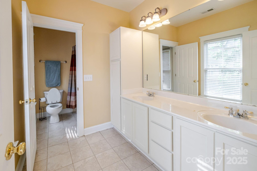734 10th St Charlotte, NC 28202