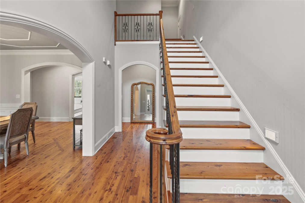 8915 Linden Grove Ct Sherrills Ford, NC 28673