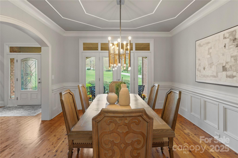 8915 Linden Grove Ct Sherrills Ford, NC 28673