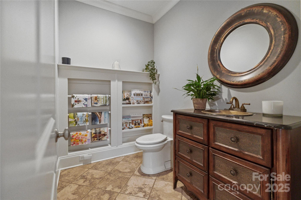 8915 Linden Grove Ct Sherrills Ford, NC 28673