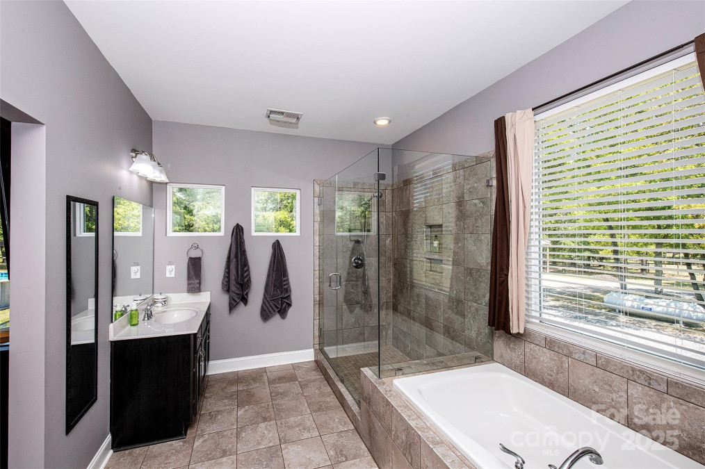 340 Hound Hollow Rd Camden, SC 29020
