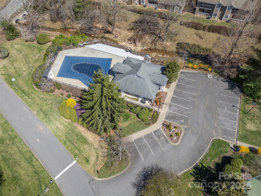 85 Laurel Creek Dr Asheville, NC 28803