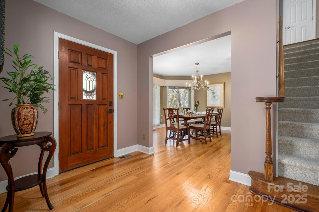 85 Laurel Creek Dr Asheville, NC 28803