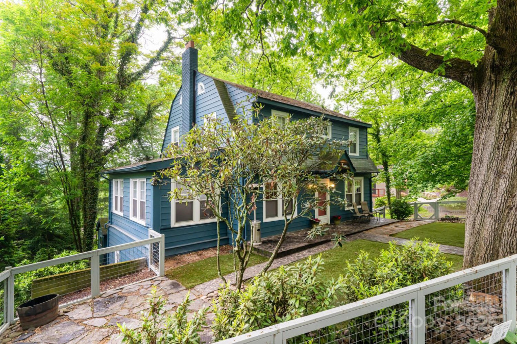 1 Kenilworth Rd Asheville, NC 28803