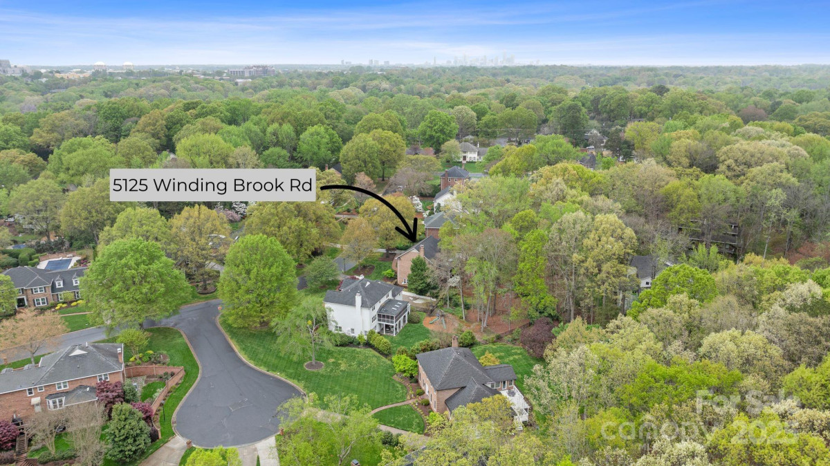 5125 Winding Brook Rd Charlotte, NC 28226