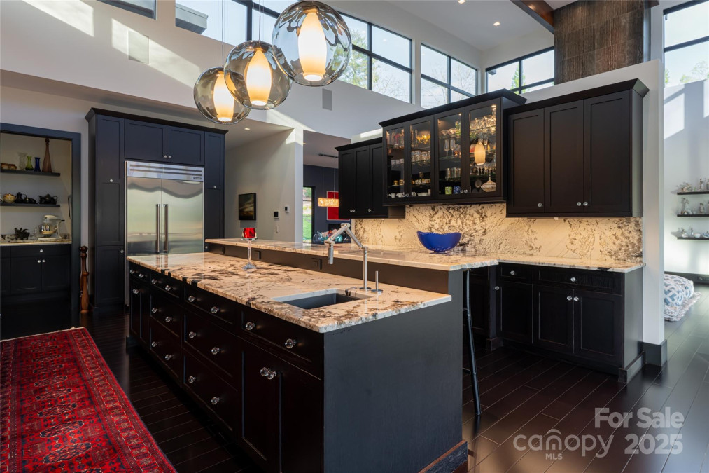 32 Brookline Dr Asheville, NC 28803