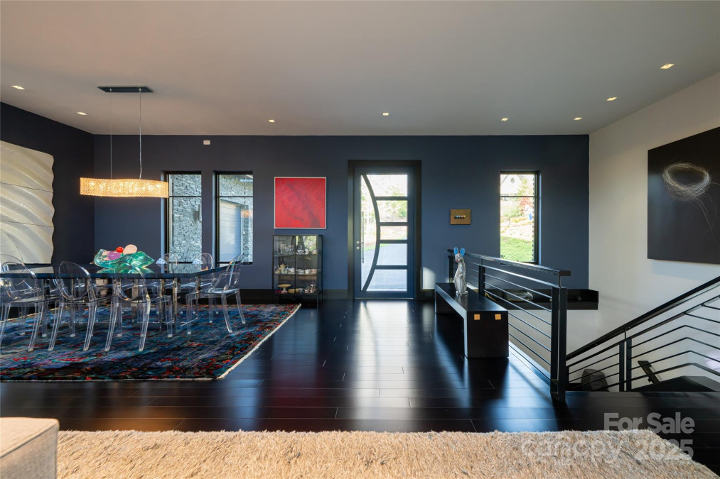32 Brookline Dr Asheville, NC 28803