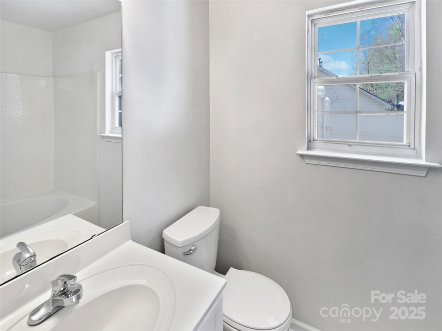 5407 Windy Valley Dr Charlotte, NC 28208