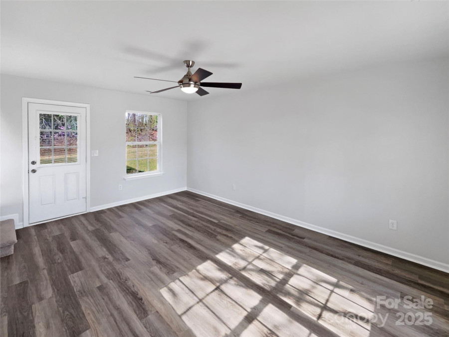 3914 Hathaway Hills Dr Charlotte, NC 28214