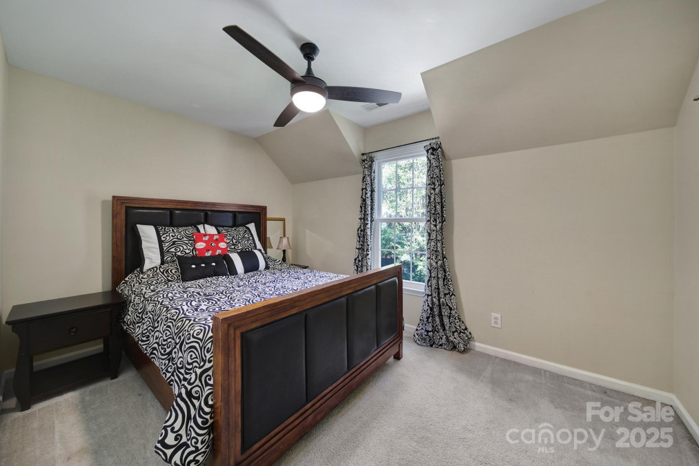 15101 Sharrow Bay Ct Huntersville, NC 28078