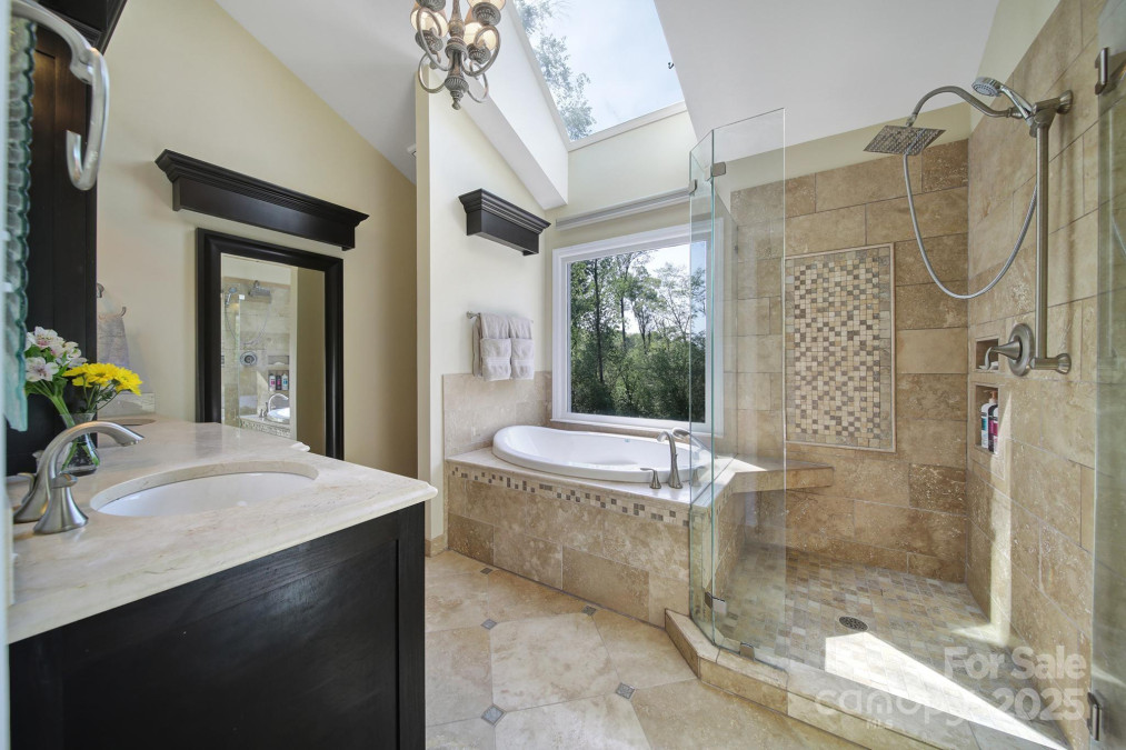 15101 Sharrow Bay Ct Huntersville, NC 28078