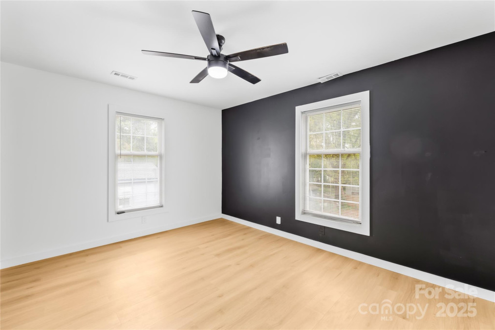 1409 Effingham Rd Charlotte, NC 28208