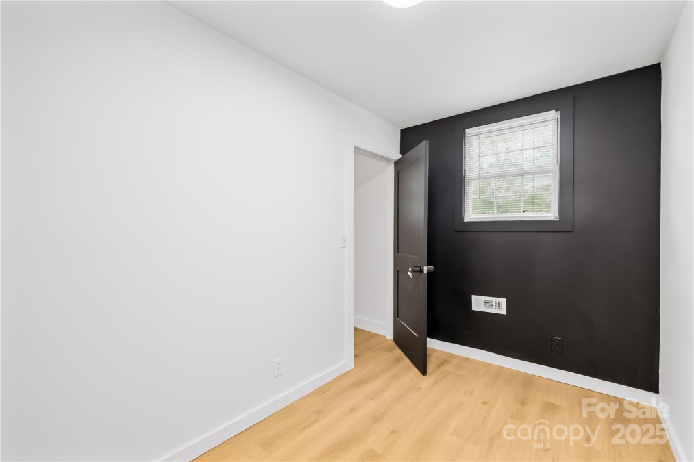 1409 Effingham Rd Charlotte, NC 28208