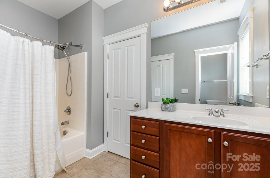 9832 Sunriver Rd Huntersville, NC 28078