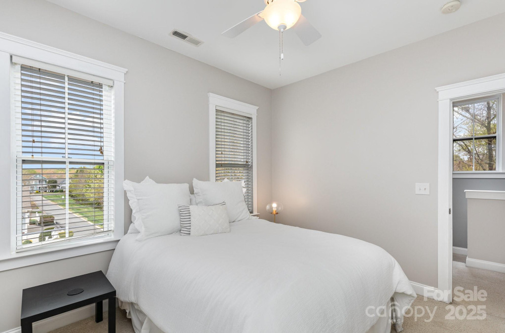 9832 Sunriver Rd Huntersville, NC 28078