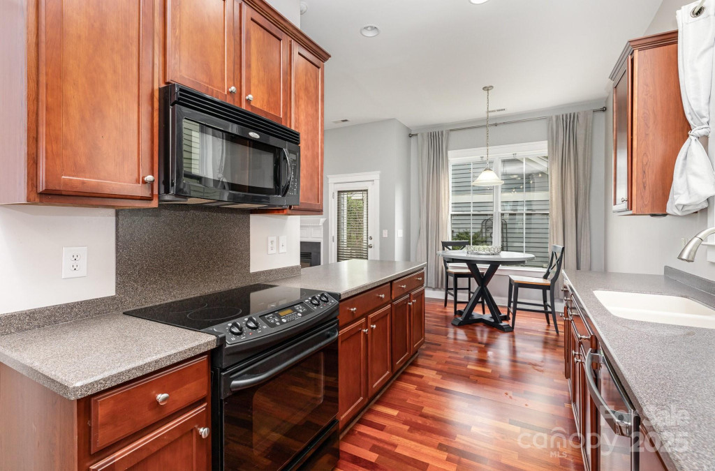 9832 Sunriver Rd Huntersville, NC 28078