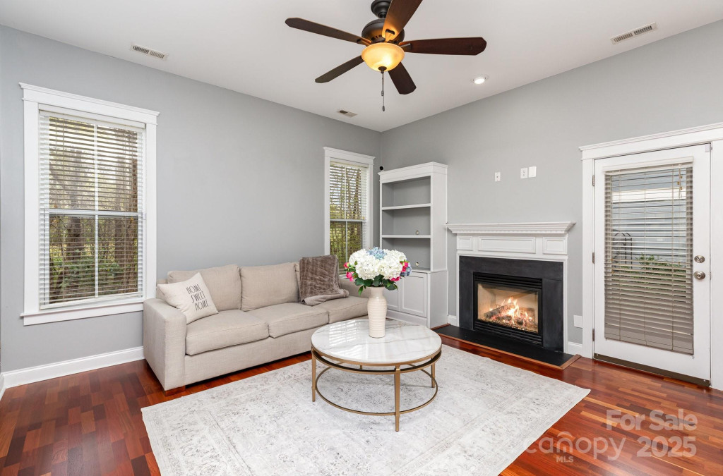 9832 Sunriver Rd Huntersville, NC 28078