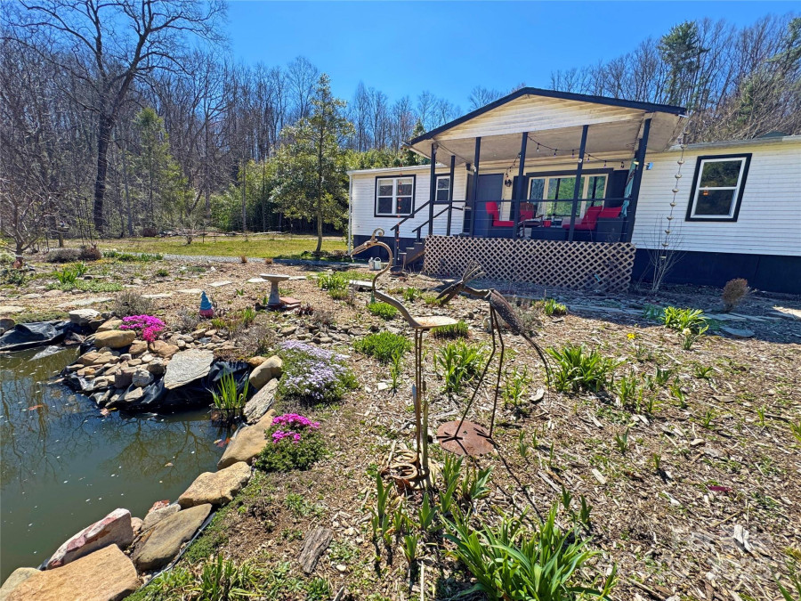 3719 Upper Shut In Rd Hot Springs, NC 28743