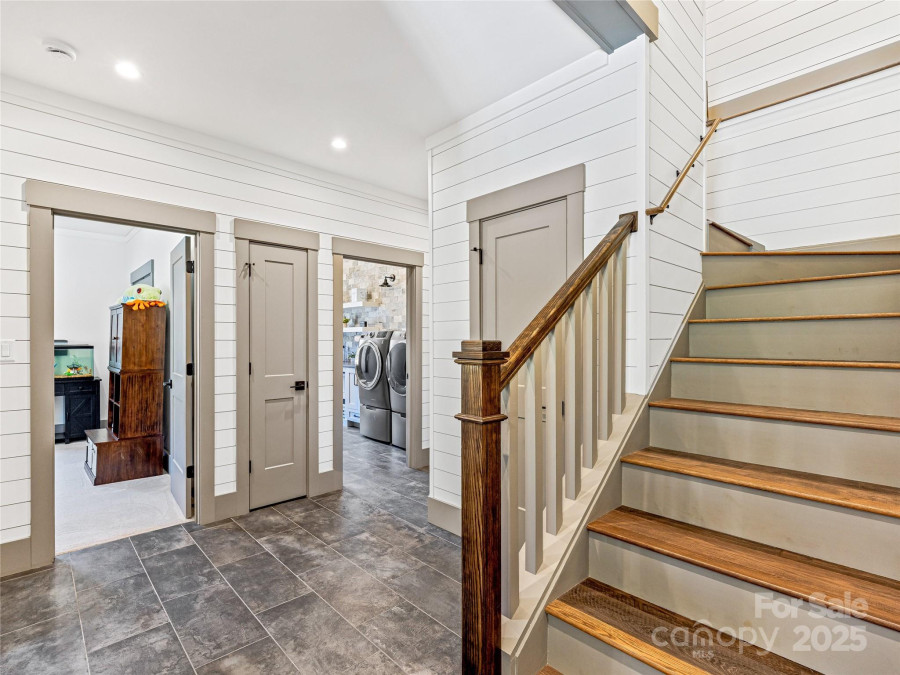 59 Bradford Hill Rd Mills River, NC 28759
