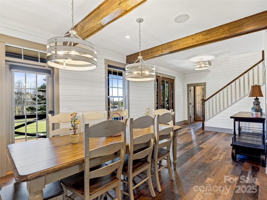 59 Bradford Hill Rd Mills River, NC 28759
