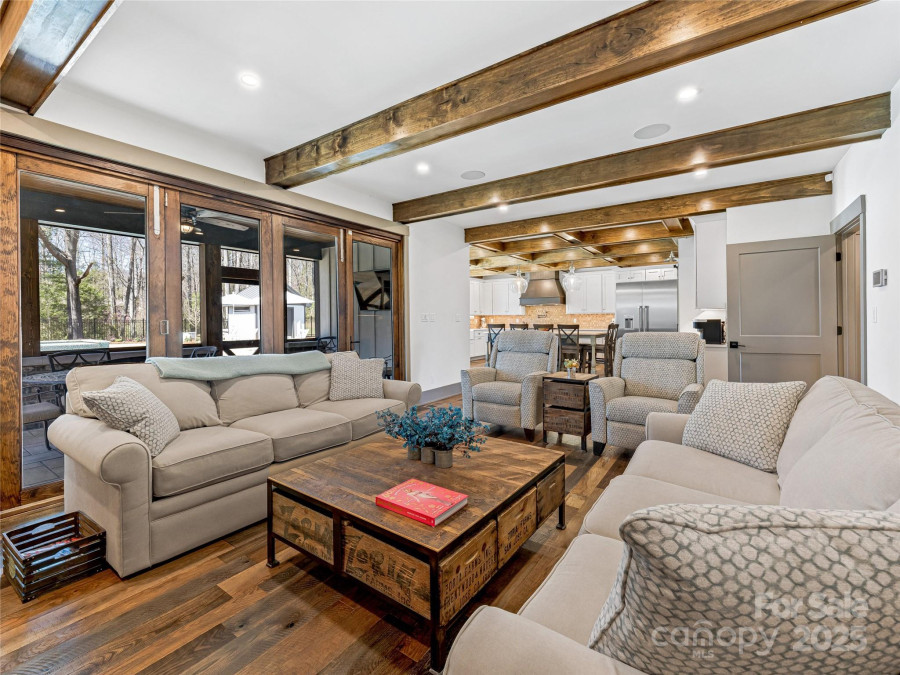 59 Bradford Hill Rd Mills River, NC 28759