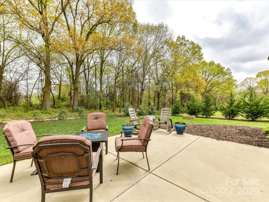 3012 Ocean Dr Monroe, NC 28110