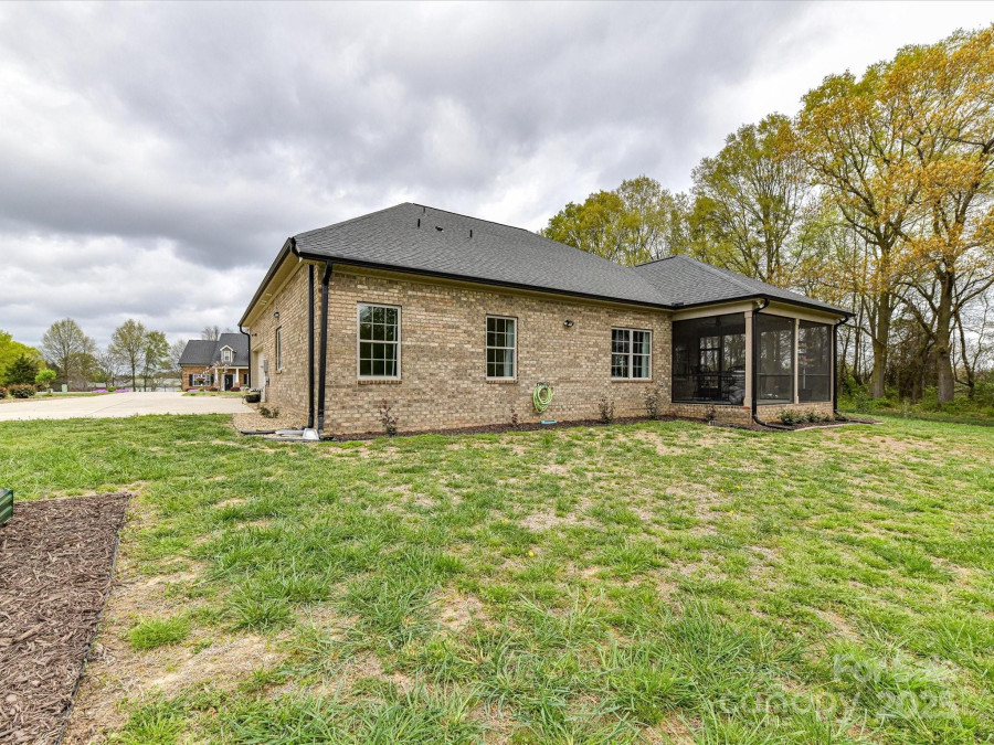 3012 Ocean Dr Monroe, NC 28110