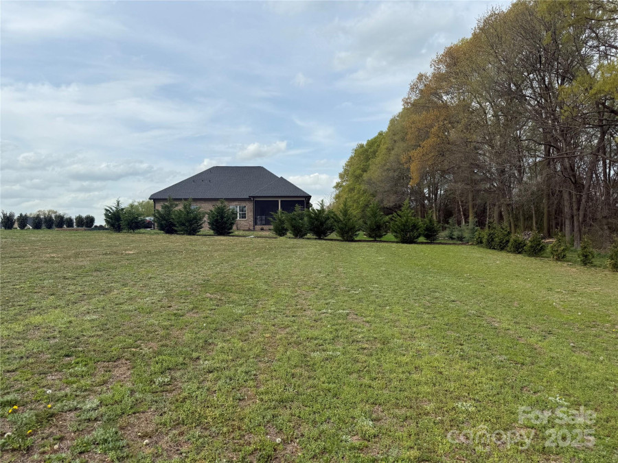 3012 Ocean Dr Monroe, NC 28110