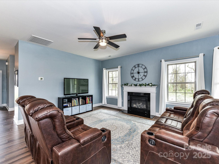 3012 Ocean Dr Monroe, NC 28110