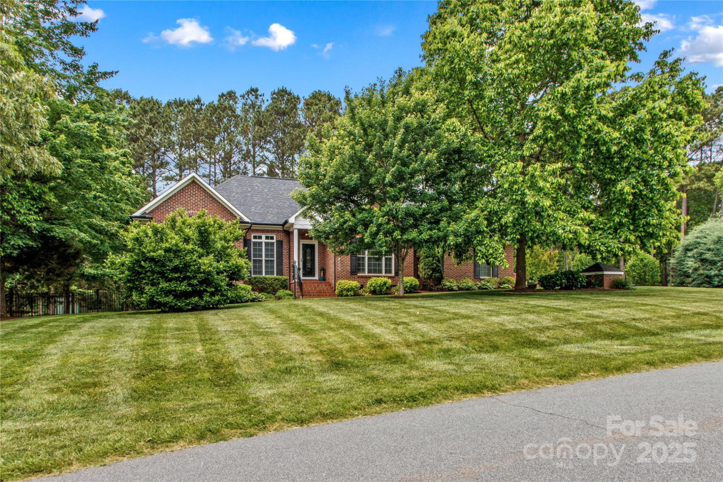 4159 Isle Of Pines Dr Denver, NC 28037