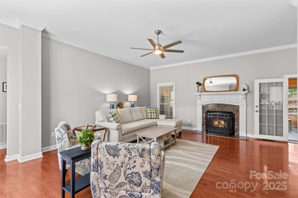 4159 Isle Of Pines Dr Denver, NC 28037