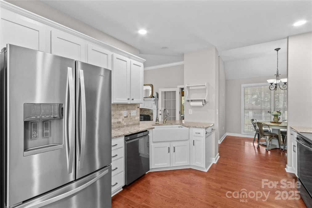 4159 Isle Of Pines Dr Denver, NC 28037