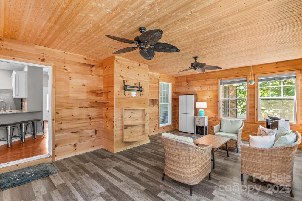 4159 Isle Of Pines Dr Denver, NC 28037